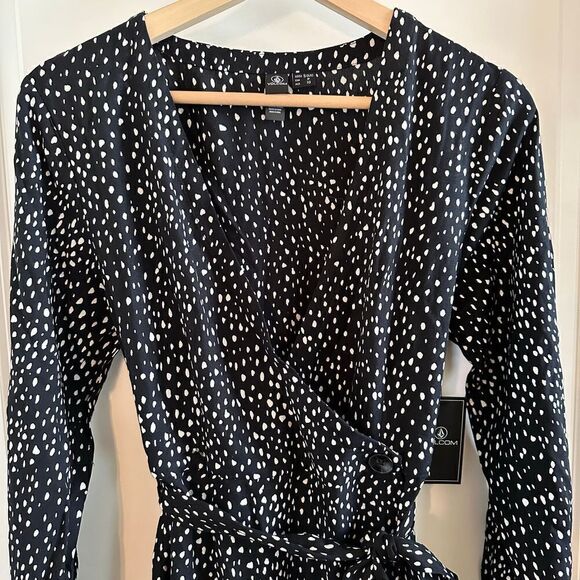 NWT Volcom Flower Trip Wrap Dress - Picture 7 of 13